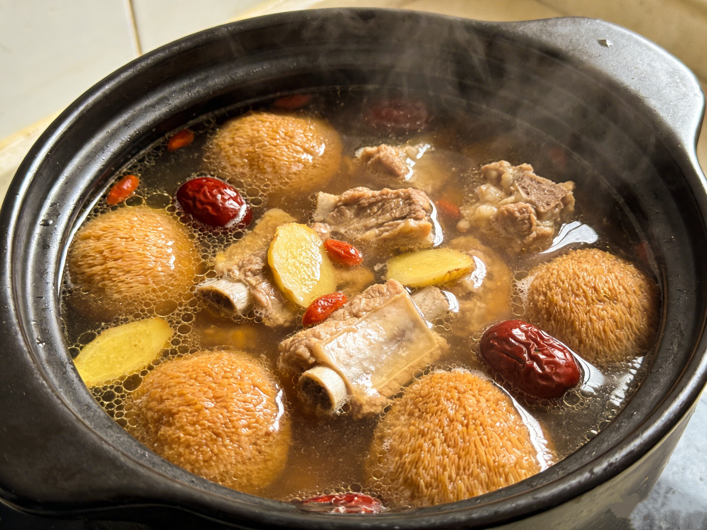 猴头菇炖排骨--AI--修改