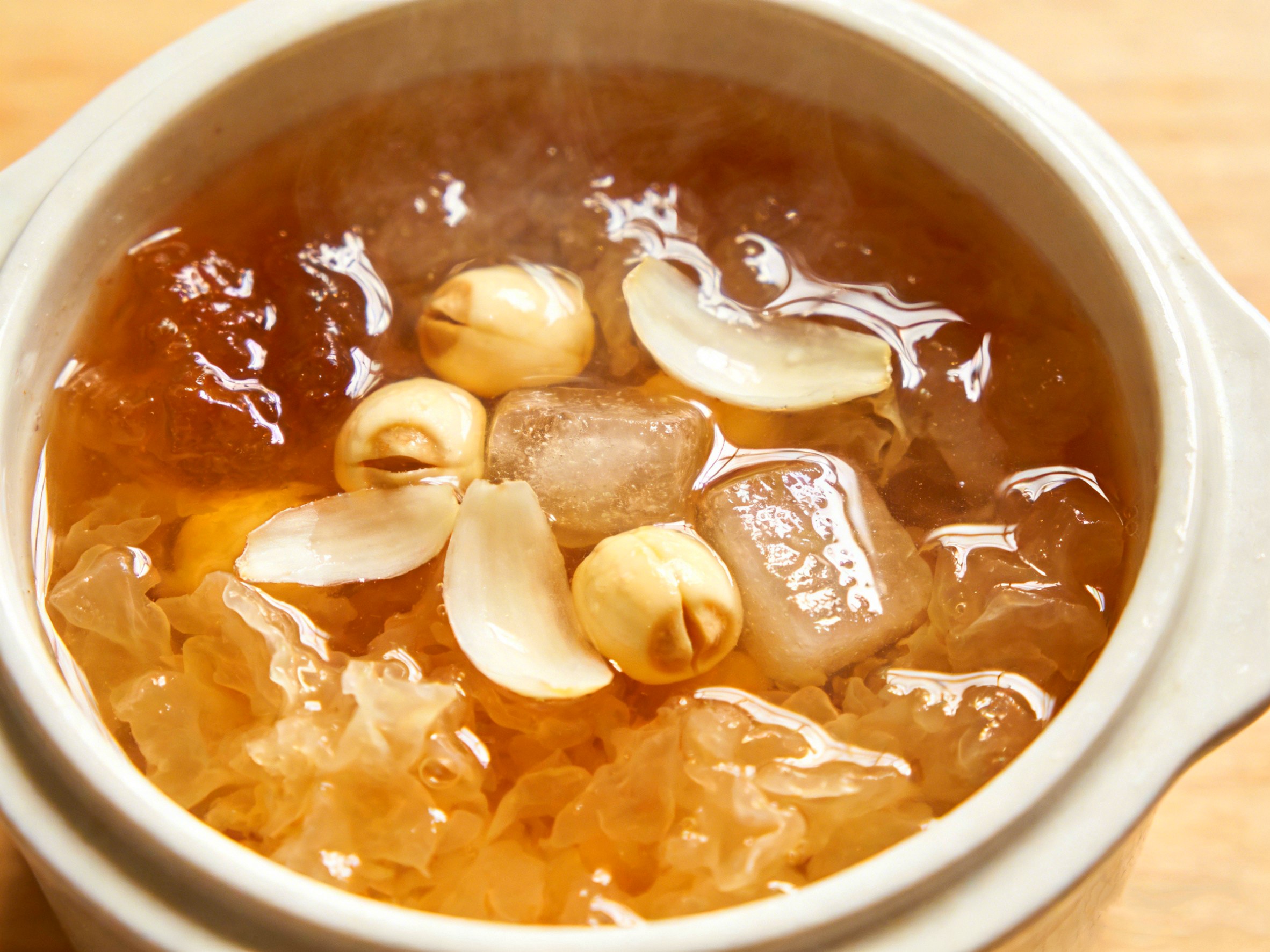 银耳金耳羹--AI--修改